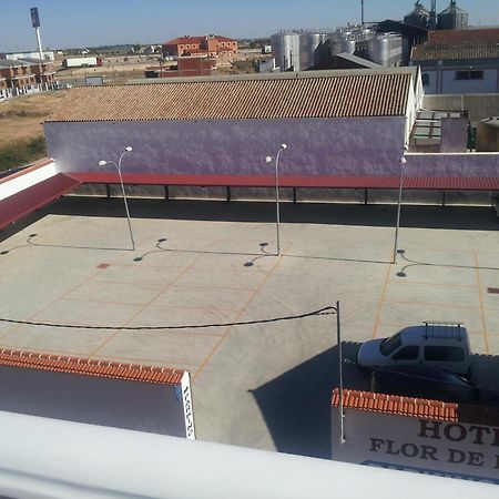 Hotel Flor De La Mancha La Roda Exterior photo