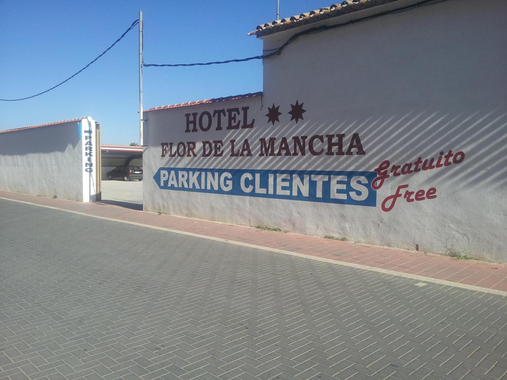 Hotel Flor De La Mancha La Roda Exterior photo